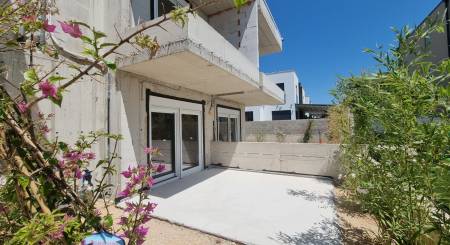 CROATIA - Two-story apartments - MANDRE, Pag island