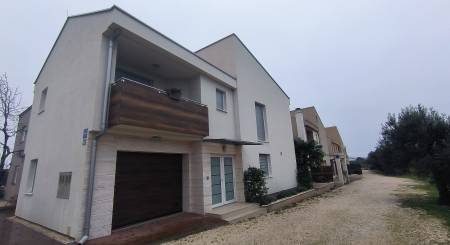 CROATIA - New house with three apartments - SUKOŠAN