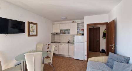 CROATIA - Renovated small apartment - PETRČANE CROATIA - Renovated small apartment - PETRČANE