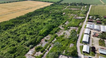 Land of 120.000 m2 and more -10 km from Nitra, 20 km from Šurany Land of 120.000 m2 and more -10 km from Nitra, 20 km from Šurany