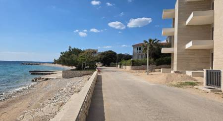 CROATIA - Apartments in the 1st row (3i) - MANDRE, island PAG CROATIA - Apartments in the 1st row (3i) - MANDRE, island PAG