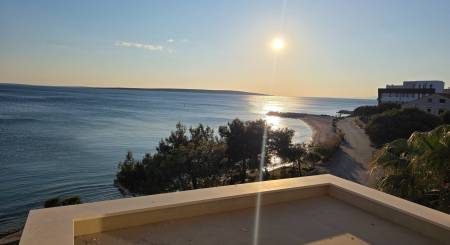 CROATIA - Apartments in the 1st row (4i) - MANDRE, island PAG CROATIA - Apartments in the 1st row (4i) - MANDRE, island PAG