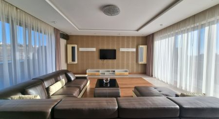 RENT - Unique, luxury flat 148 m2 + terraces - Nitra RENT - Unique, luxury flat 148 m2 + terraces - Nitra