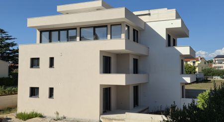 CROATIA - 3 rooms apartments near a nice beach - SUKOŠAN CROATIA - 3 rooms apartments near a nice beach - SUKOŠAN